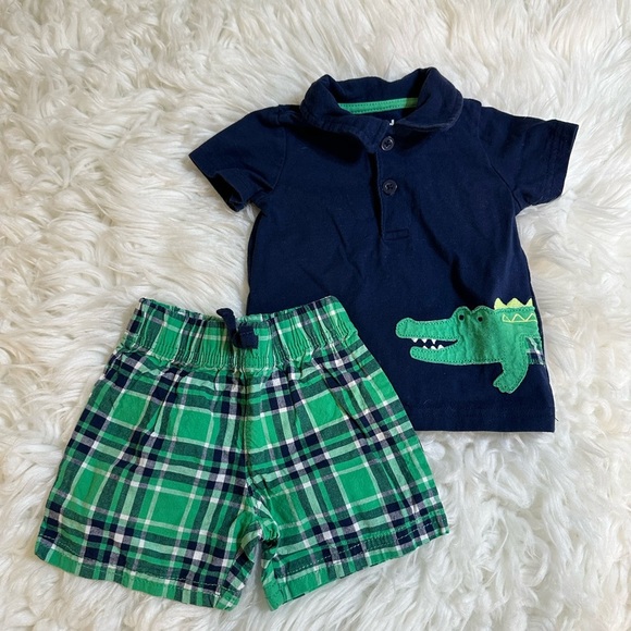 Carter’s  baby boy matching outfits set 
Size 3-6 months - Picture 2 of 10